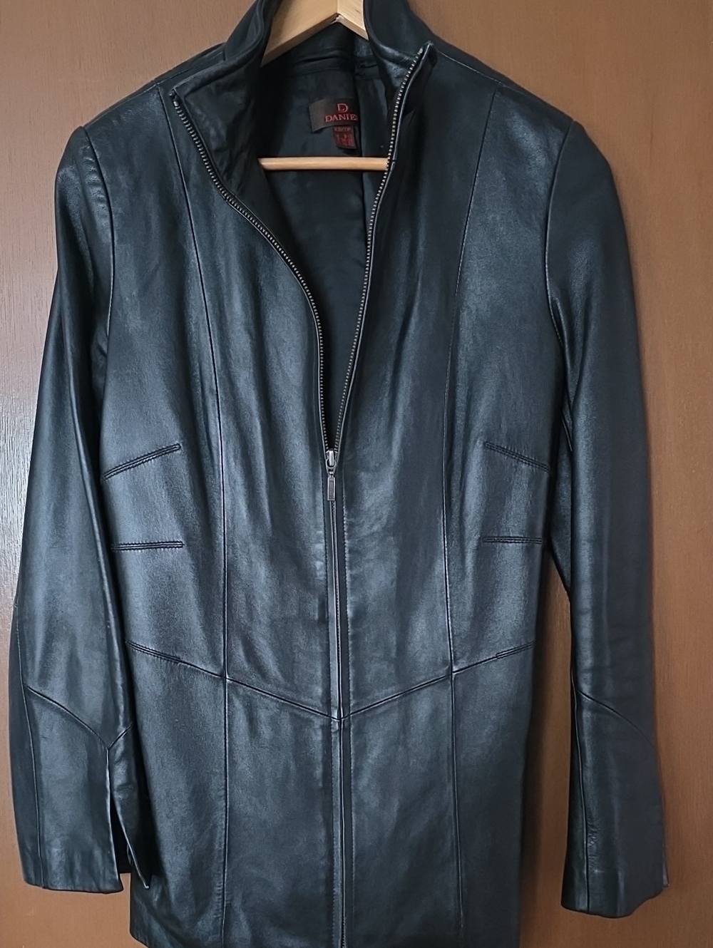 Danier Black Leather Zip-Up Women's Jacket with Stand Collar